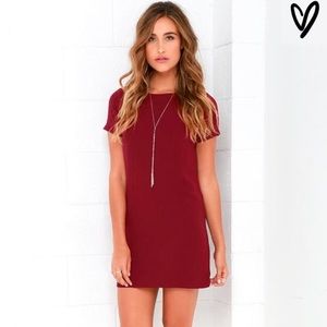 Lulus stunning red shift dress❤️💋